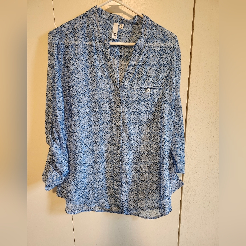 NWT Kut from the Kloth top size MEDIUM